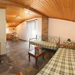Nostos & Hotel Vlachata