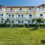 Nostos & Hotel 2*