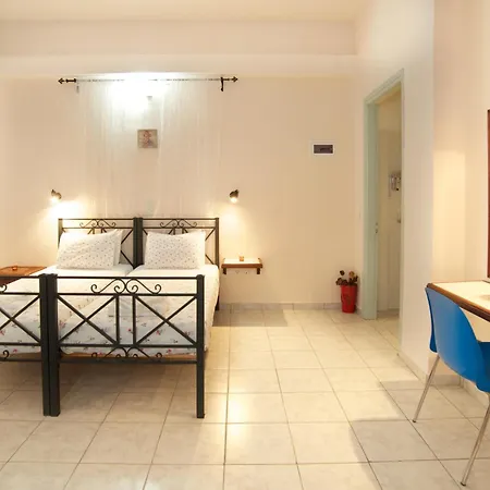 Hotel Nostos & Vlachata