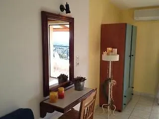 Nostos & Hotel Vlachata