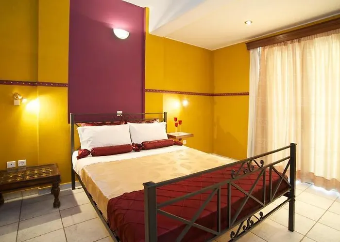 Nostos & Hotel 2*